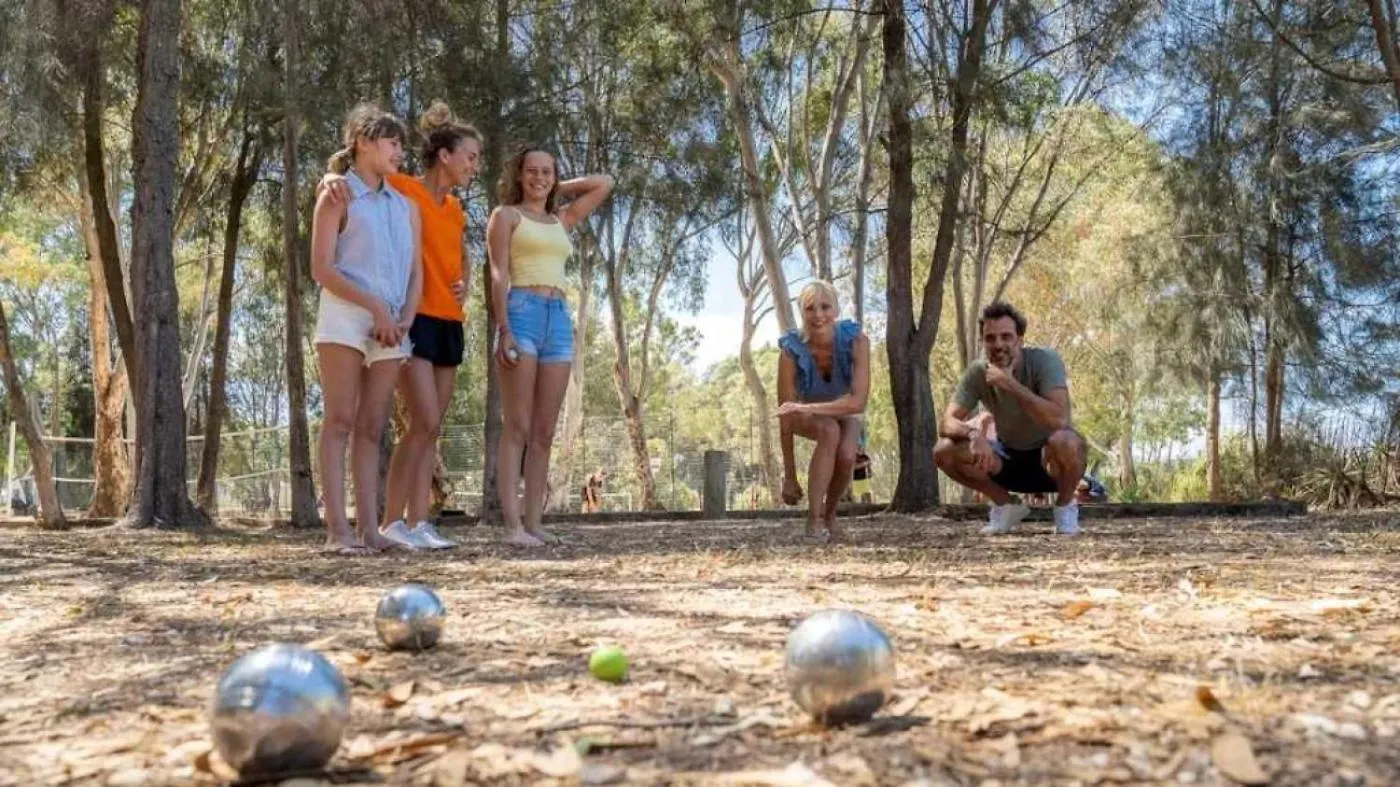 Camping 4 Etoiles - Parc Aquatique - Efacfc 0*, Hyeres France